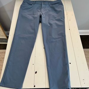 Men’s Lululemon Slim Fit ABC Chinos. Size 36W/32L
